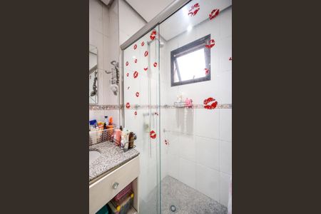 Apartamento à venda com 134m², 3 quartos e 2 vagasBanheiro da suíte 02