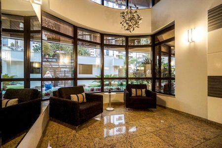 Apartamento à venda com 134m², 3 quartos e 2 vagasHall social