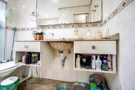 Apartamento à venda com 134m², 3 quartos e 2 vagasBanheiro da suíte 03