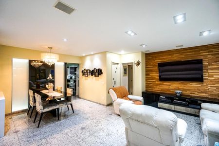 Apartamento à venda com 134m², 3 quartos e 2 vagasSala