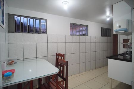 Casa à venda com 180m², 2 quartos e 3 vagasCozinha