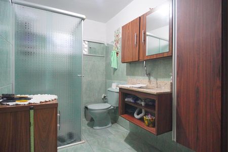 Casa à venda com 180m², 2 quartos e 3 vagasBanheiro