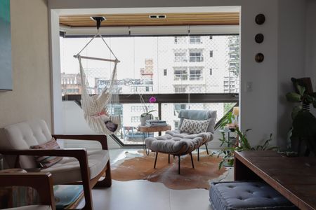 Apartamento para alugar com 118m², 3 quartos e 2 vagasSala