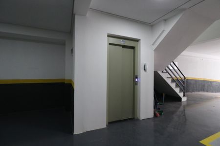 Apartamento para alugar com 115m², 2 quartos e 1 vagaElevador