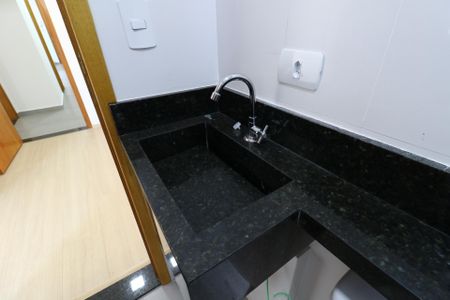 Apartamento para alugar com 115m², 2 quartos e 1 vagaBanheiro da Suíte - Pia