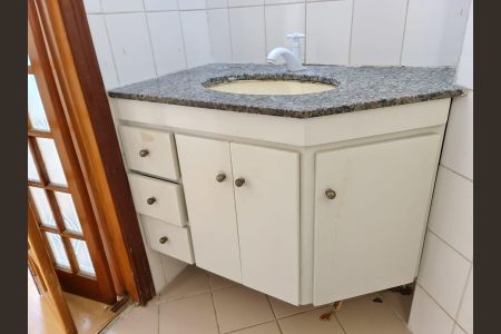 Apartamento para alugar com 60m², 2 quartos e 1 vagaBanheiro da Suíte