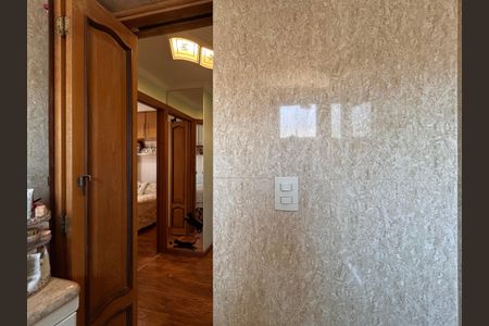 Apartamento à venda com 56m², 2 quartos e 1 vagaBanheiro