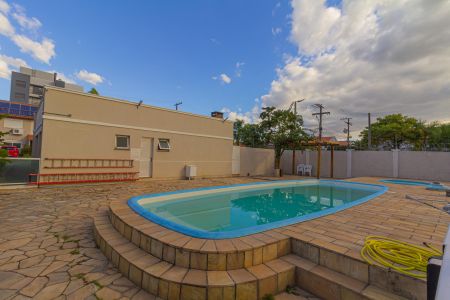 Casa de condomínio à venda com 109m², 3 quartos e 3 vagas Casa de condomínio à venda com 109m², 3 quartos e 3 vagasÁrea comum - Piscina