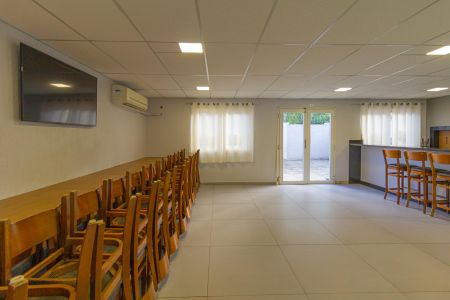 Casa de condomínio à venda com 109m², 3 quartos e 3 vagas Casa de condomínio à venda com 109m², 3 quartos e 3 vagasÁrea comum - Salão de festas