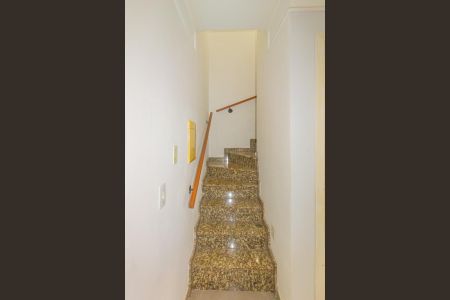 Casa de condomínio à venda com 109m², 3 quartos e 3 vagas Casa de condomínio à venda com 109m², 3 quartos e 3 vagasCorredor