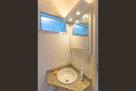 Casa de condomínio à venda com 109m², 3 quartos e 3 vagas Casa de condomínio à venda com 109m², 3 quartos e 3 vagasLavabo