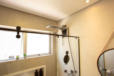 Apartamento à venda com 77m², 2 quartos e 1 vaga Apartamento à venda com 77m², 2 quartos e 1 vagaBanheiro Social