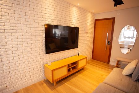 Apartamento à venda com 77m², 2 quartos e 1 vaga Apartamento à venda com 77m², 2 quartos e 1 vagaSala