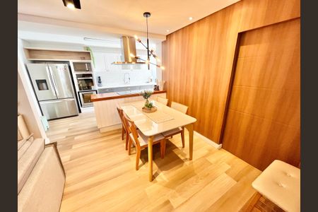 Apartamento à venda com 77m², 2 quartos e 1 vagaSala/Cozinha