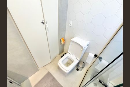 Apartamento à venda com 77m², 2 quartos e 1 vagaBanheiro