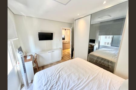 Apartamento à venda com 77m², 2 quartos e 1 vagaQuarto 1