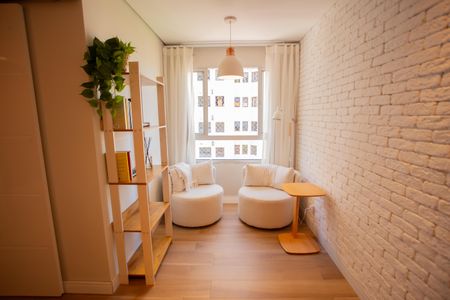 Apartamento à venda com 77m², 2 quartos e 1 vaga Apartamento à venda com 77m², 2 quartos e 1 vagaSala