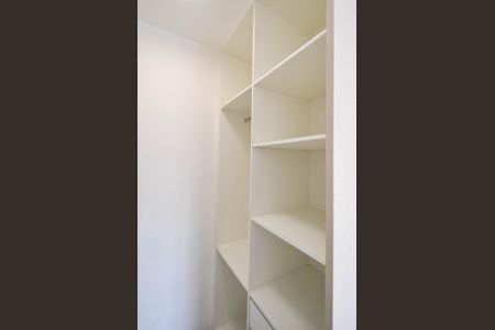 Apartamento à venda com 55m², 1 quarto e 1 vaga Apartamento à venda com 55m², 1 quarto e 1 vagaCloset
