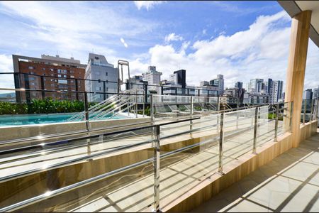 Apartamento à venda com 55m², 1 quarto e 1 vaga Apartamento à venda com 55m², 1 quarto e 1 vagaArea comum/ piscina