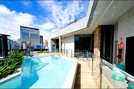Apartamento à venda com 55m², 1 quarto e 1 vaga Apartamento à venda com 55m², 1 quarto e 1 vagaArea comum/ piscina