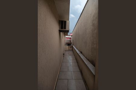 Casa à venda com 165m², 4 quartos e 2 vagasCorredor Externo