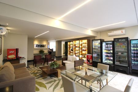 Studio para alugar com 40m², 1 quarto e 1 vagaHall Social