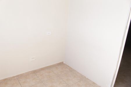 Quarto de kitnet/studio para alugar com 1 quarto, 21m² em Santa Ifigênia, São Paulo