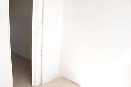 Quarto de kitnet/studio para alugar com 1 quarto, 21m² em Santa Ifigênia, São Paulo