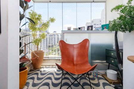 Apartamento à venda com 104m², 2 quartos e 2 vagasSala