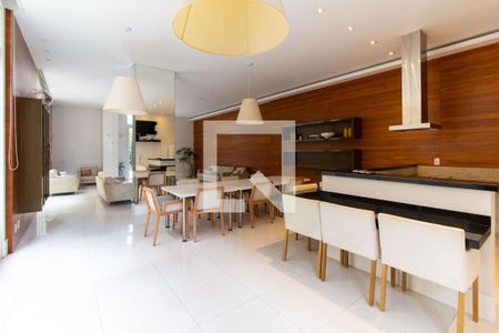 Apartamento à venda com 94m², 3 quartos e 2 vagas Apartamento à venda com 94m², 3 quartos e 2 vagasCondomínio - Salão de Festas