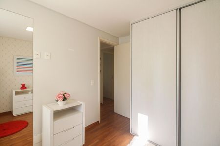 Apartamento à venda com 94m², 3 quartos e 2 vagas Apartamento à venda com 94m², 3 quartos e 2 vagasQuarto 2