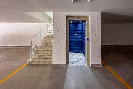 Apartamento para alugar com 180m², 3 quartos e 2 vagasElevador