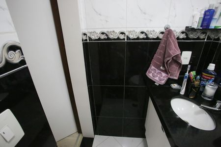 Apartamento à venda com 161m², 3 quartos e 1 vagaBanheiro da Suíte