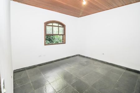 Quarto 2 de casa para alugar com 2 quartos, 120m² em Vila Ipojuca, São Paulo