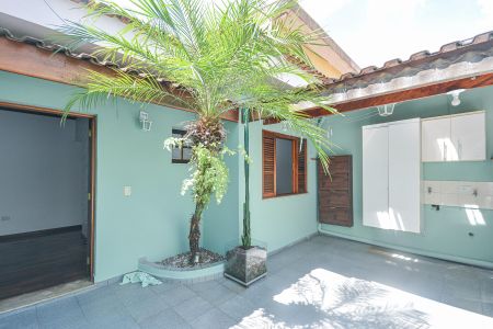 Casa para alugar com 35m², 1 quarto e sem vaga Casa para alugar com 35m², 1 quarto e sem vagaQuintal