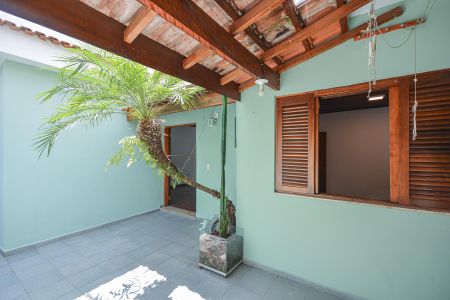 Casa para alugar com 35m², 1 quarto e sem vaga Casa para alugar com 35m², 1 quarto e sem vagaQuintal