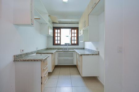 Casa para alugar com 35m², 1 quarto e sem vaga Casa para alugar com 35m², 1 quarto e sem vagaCozinha