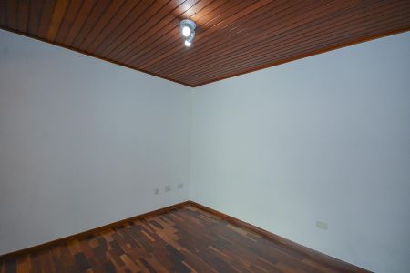 Casa para alugar com 35m², 1 quarto e sem vaga Casa para alugar com 35m², 1 quarto e sem vagaSala