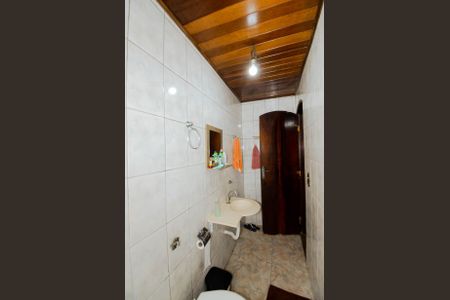 Casa à venda com 240m², 5 quartos e 3 vagasBanheiro do Quarto 5 - Suíte