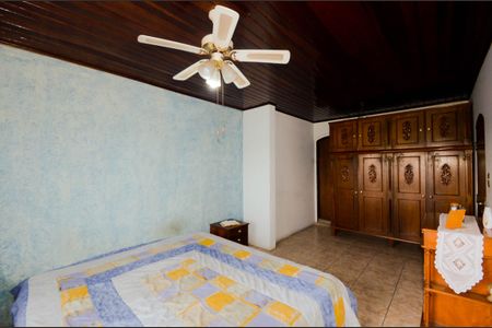 Casa à venda com 240m², 5 quartos e 3 vagasQuarto 1