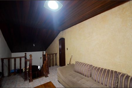 Casa à venda com 240m², 5 quartos e 3 vagasSala de TV