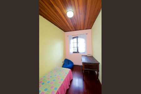 Casa à venda com 240m², 5 quartos e 3 vagasQuarto 2