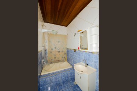 Casa à venda com 240m², 5 quartos e 3 vagasBanheiro do Quarto 3 - Suíte