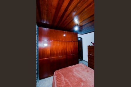 Casa à venda com 240m², 5 quartos e 3 vagasQuarto 5 - Suíte