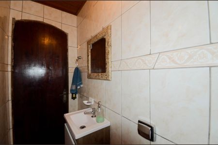 Casa à venda com 240m², 5 quartos e 3 vagasLavabo