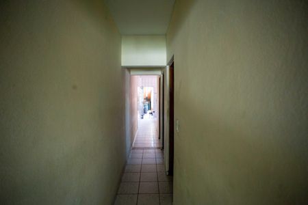 Casa à venda com 270m², 5 quartos e 2 vagasCorredor Casa 1