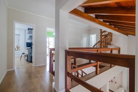 Casa à venda com 350m², 4 quartos e 3 vagasCorredor