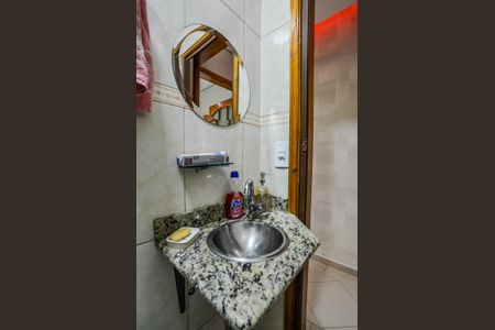 Casa à venda com 200m², 3 quartos e 4 vagasLavabo