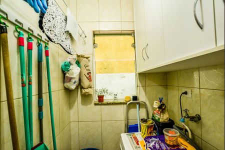 Casa à venda com 200m², 3 quartos e 4 vagasÁrea de Serviço