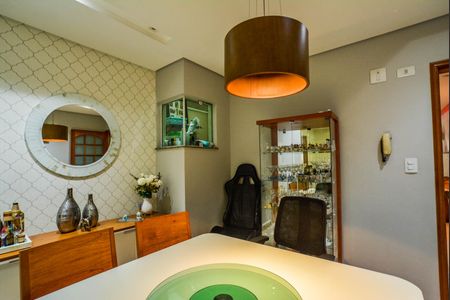 Casa à venda com 200m², 3 quartos e 4 vagasSala de Jantar